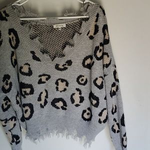 M/L cropped/oversized sweater